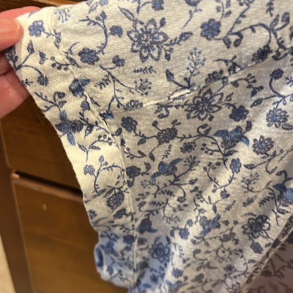 Lucky Brand White and Blue Button Down Shirt - Picture 3 of 7